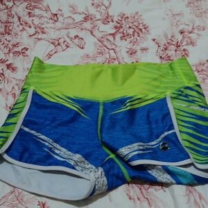 Vibrant Blue and Green Bikini with Dynamic Design
